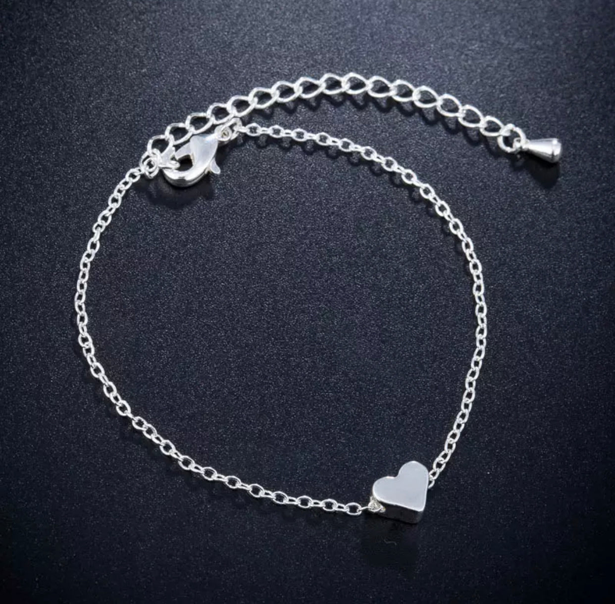 Solid Small Heart Bracelet