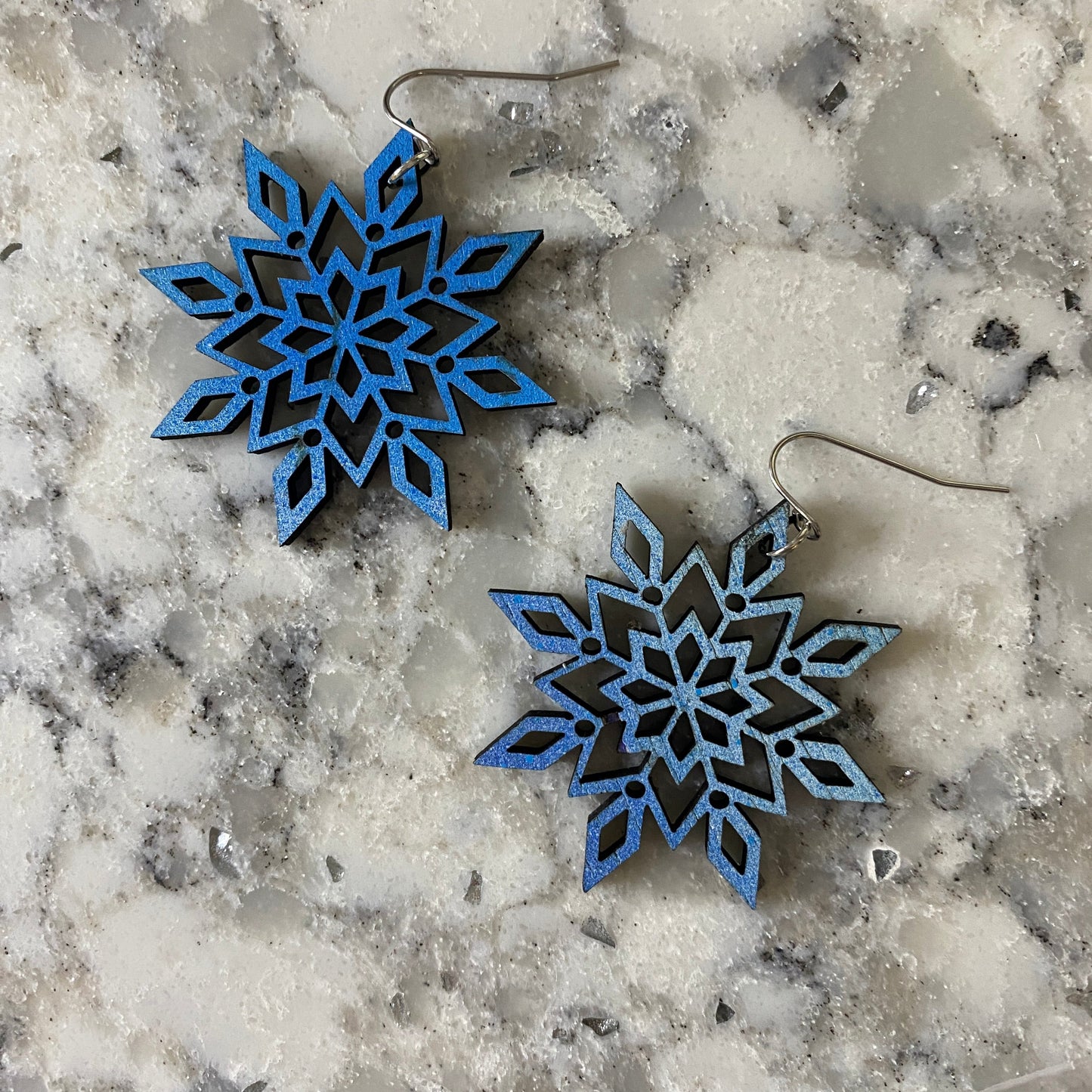 Wooden Specialty Drops - Blue Snowflake