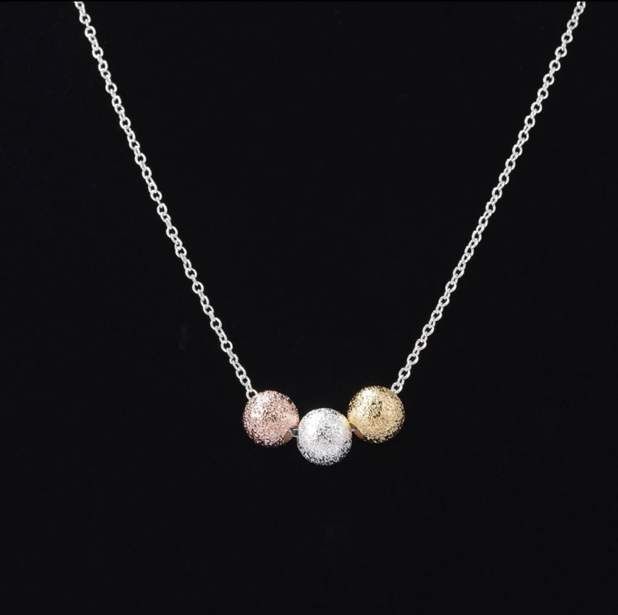 Necklace - Triple Circle Bead