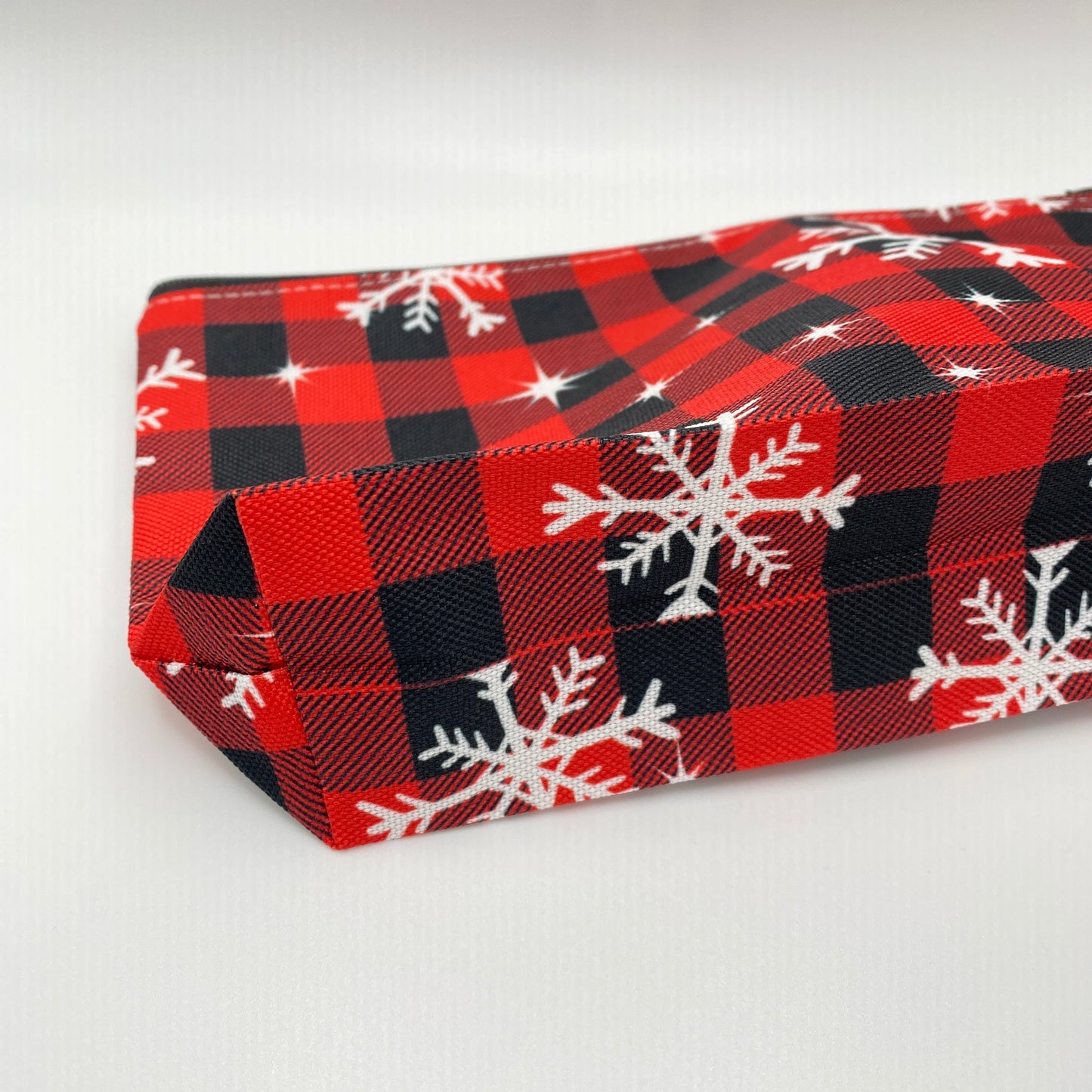 Pouch - Stand Up Bottom - Plaid Snowflake