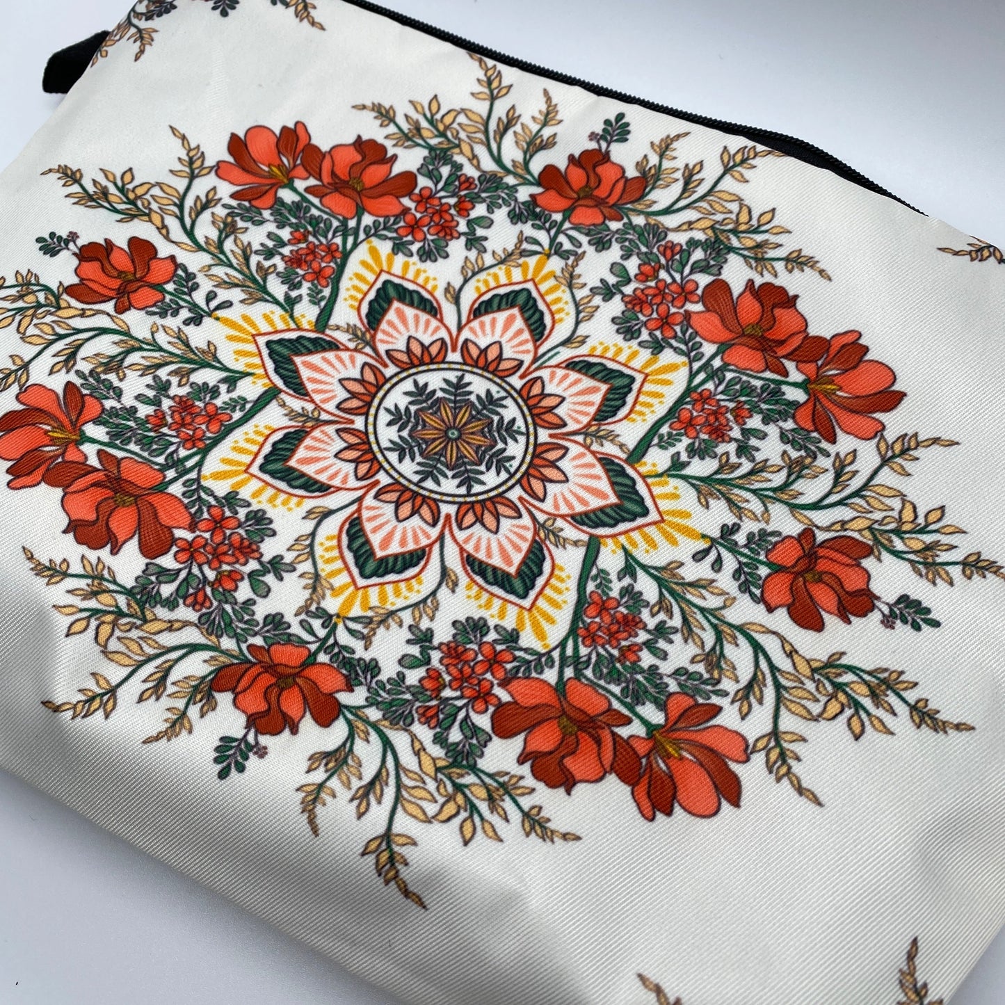 Pouch XL - Cream Floral Mandala