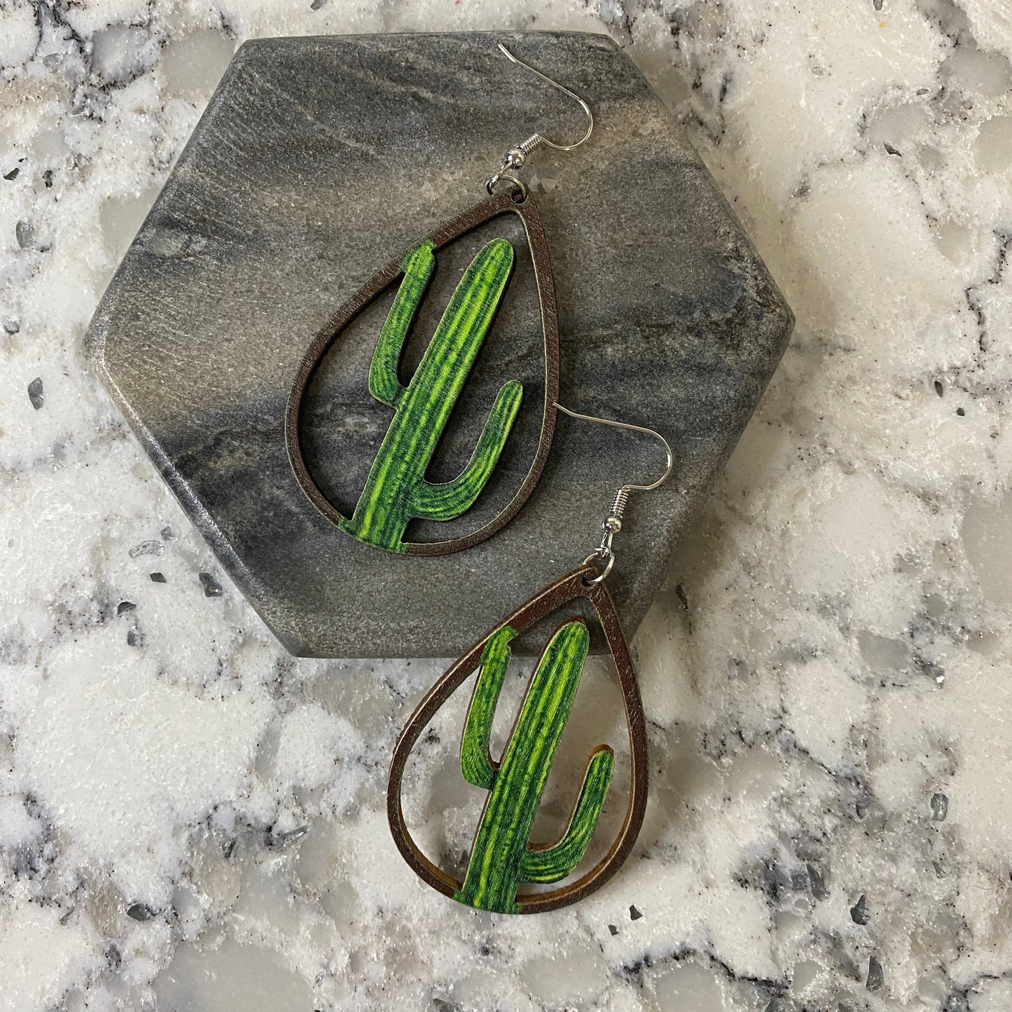 Wooden Teardrop Cutout - Cactus