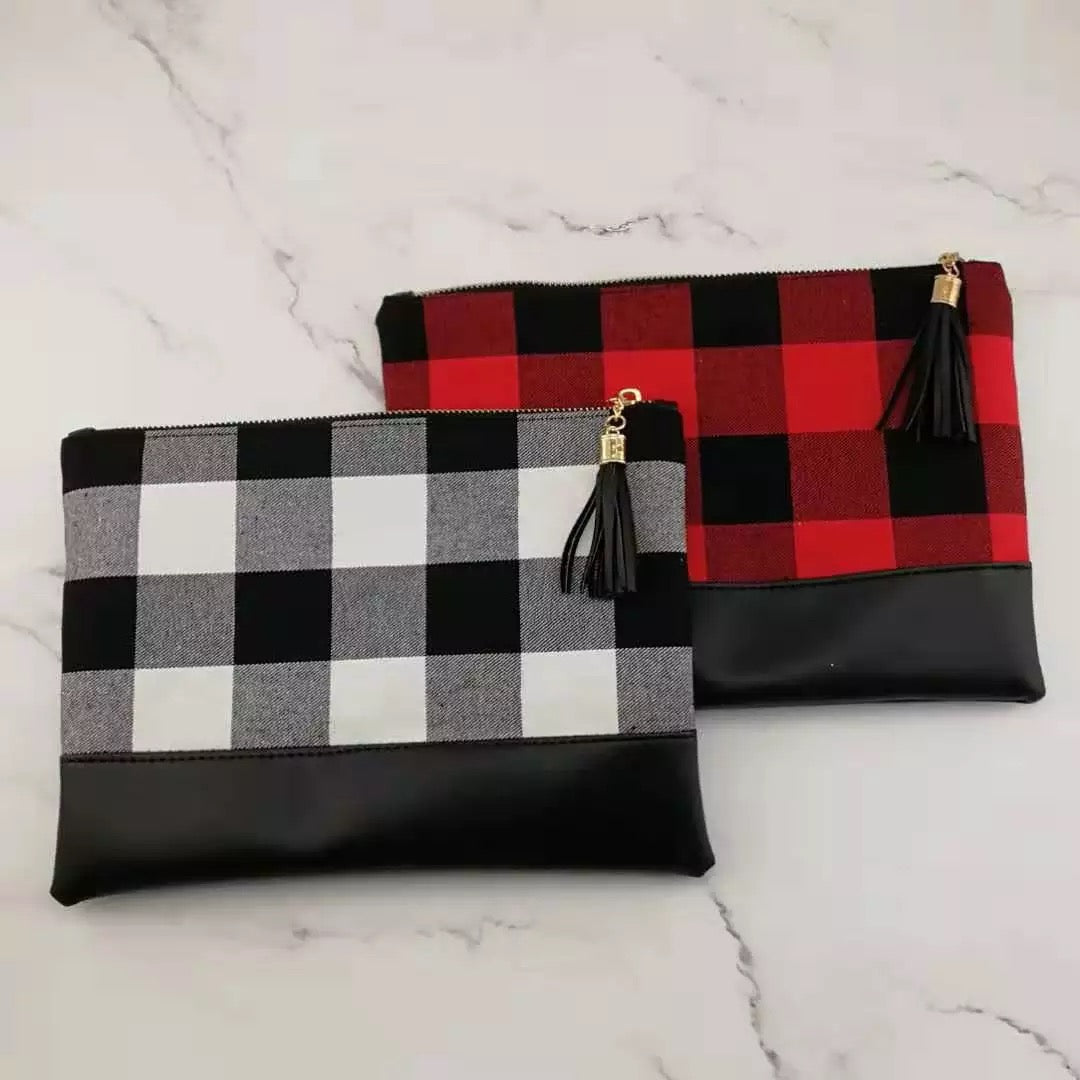 Clutch - Oversized Faux Leather & Canvas - White Plaid