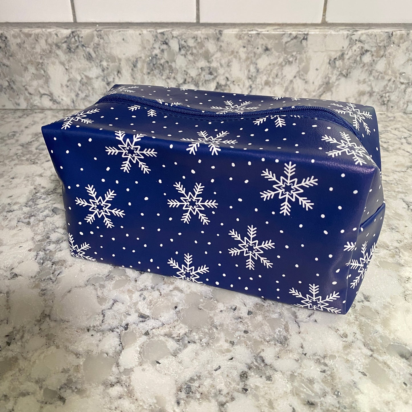 Pouch - Stand Up Rectangle Zip - Blue Snowflake