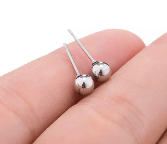 Metal Stud Earrings - Round