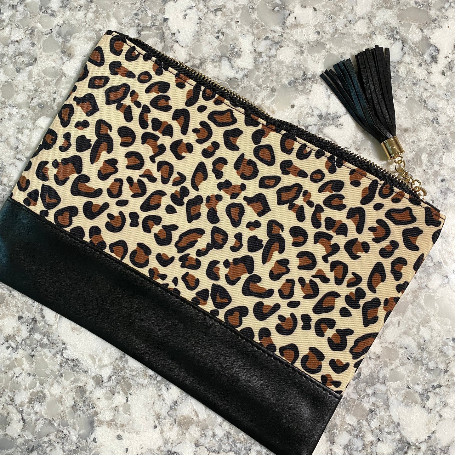 Clutch - Oversized Faux Leather & Canvas - White Plaid