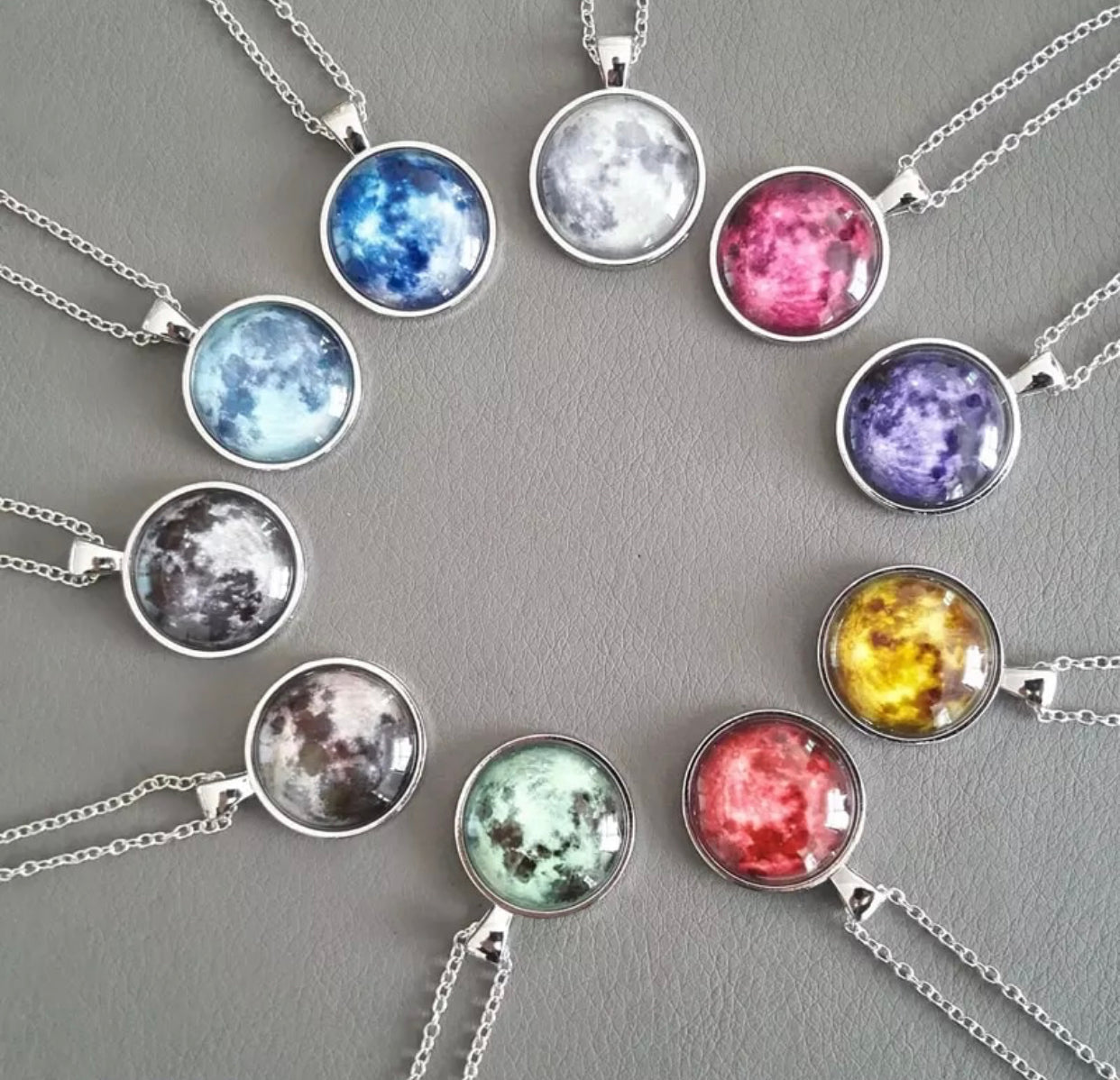 Necklace - Glow In The Dark Moon - 12mm