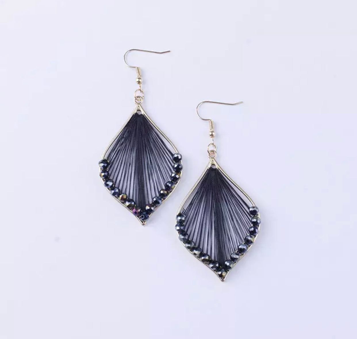 Metal Necklace & Earrings - Rounded Diamond String with Bead