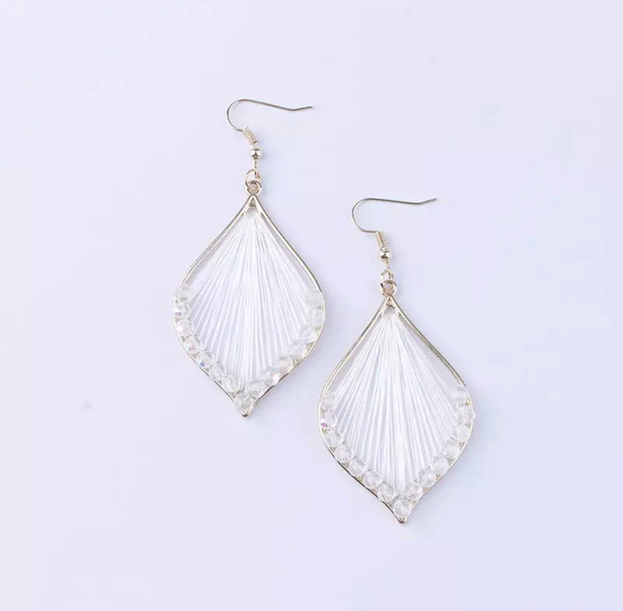Metal Necklace & Earrings - Rounded Diamond String with Bead