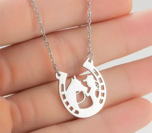 Necklace - Horseshoe
