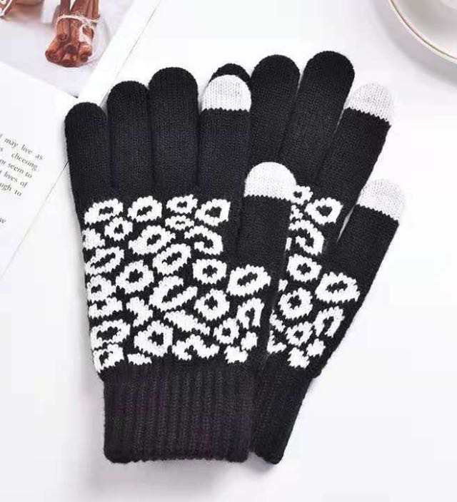 Gloves - Animal Print