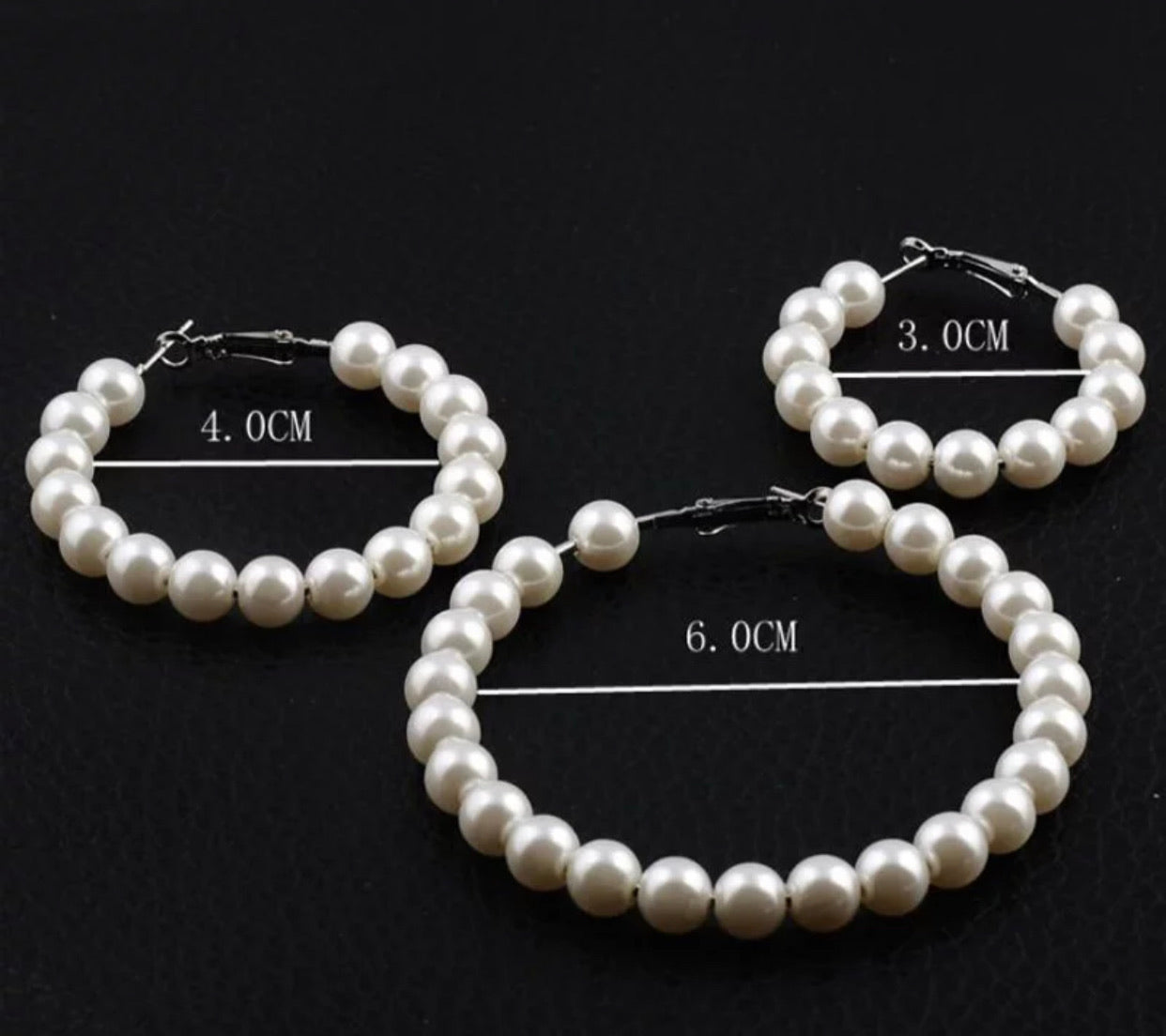 Metal Hoop Earrings - Pearl