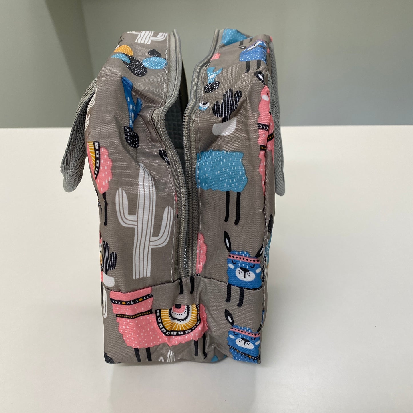 Insulated Lunchbox - Llama